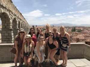 An Instagram worthy moment with study abroad students on a day trip in Segovia, Spain